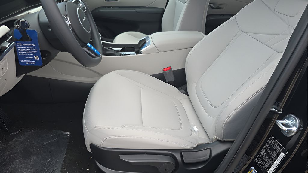 New 2026 Hyundai Tucson SE AWD/4WD image 14