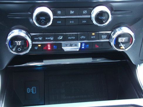 Used 2021 Ford F150 Limited AWD/4WD image 27
