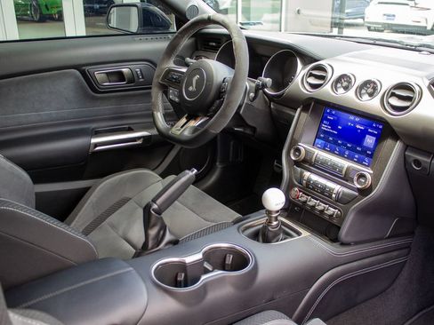 Used 2020 Ford Mustang Shelby GT350 w/ Technology Package RWD image 13