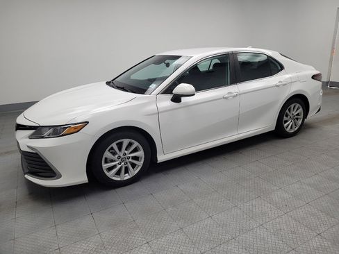Used 2023 Toyota Camry LE image 2