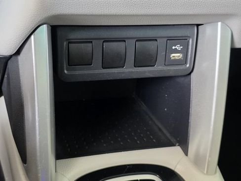 Used 2022 Toyota Corolla Cross L FWD image 17
