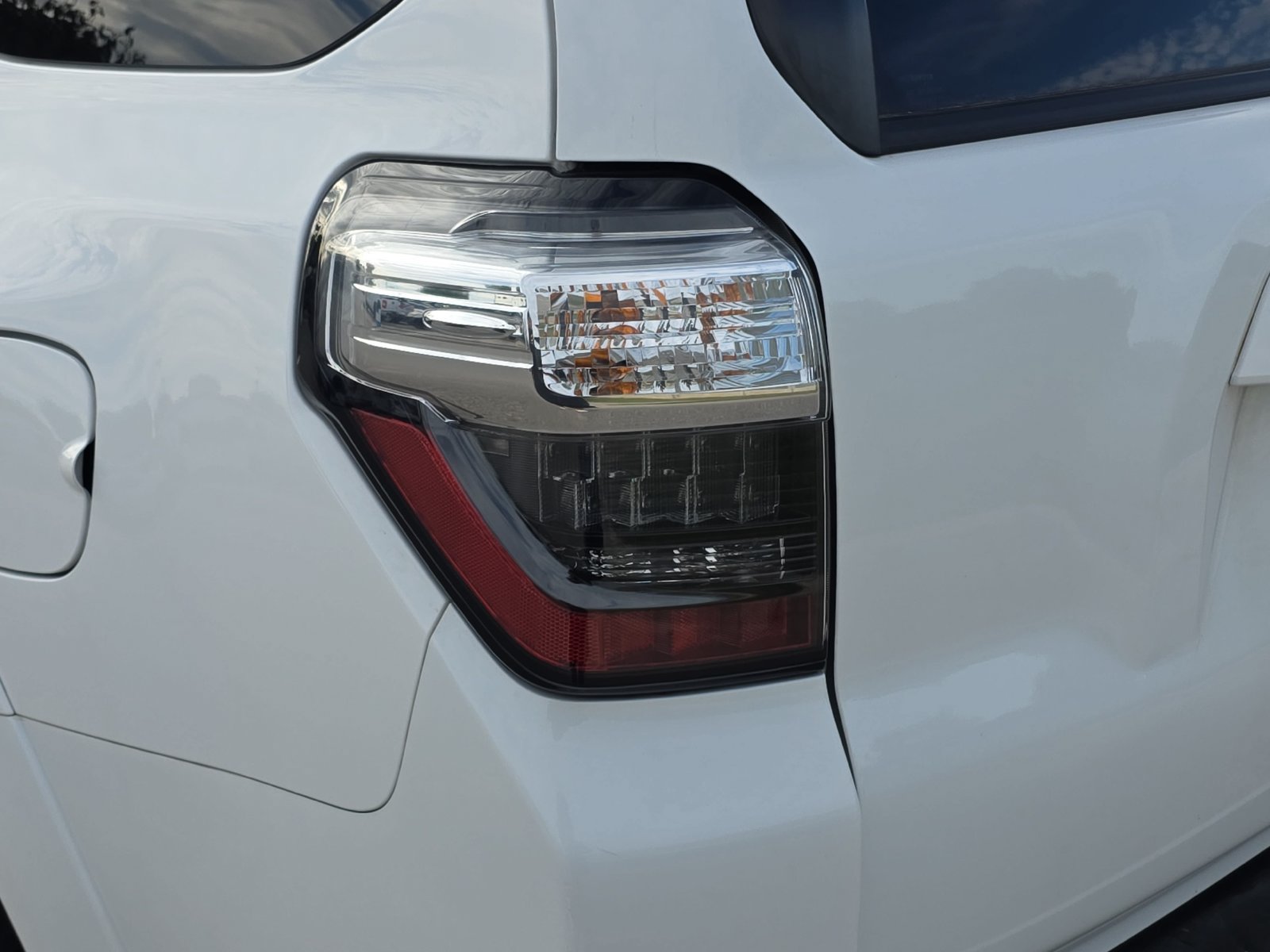Used 2023 Toyota 4Runner SR5 Premium w/ Moonroof Package RWD image 30