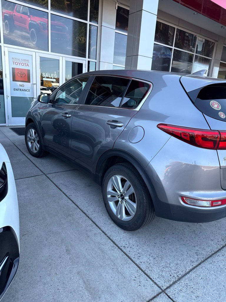 Used 2019 Kia Sportage LX AWD/4WD image 8