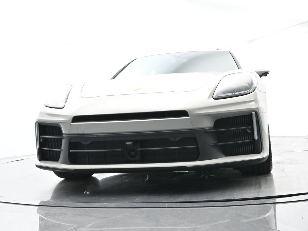 Certified 2025 Porsche Panamera RWD image 56
