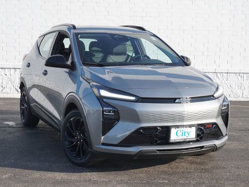 New 2027 Chevrolet Bolt RS FWD image 4