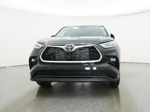 New 2026 Toyota Highlander Limited image 31