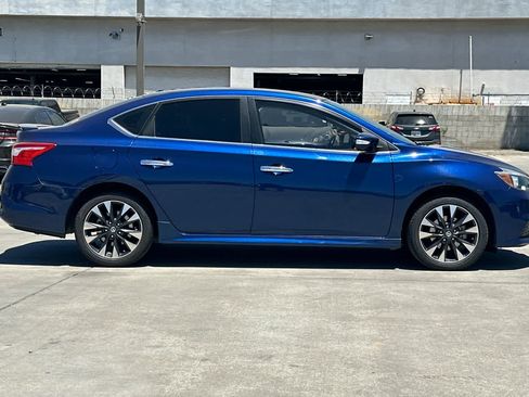 Used 2016 Nissan Sentra SR FWD image 9