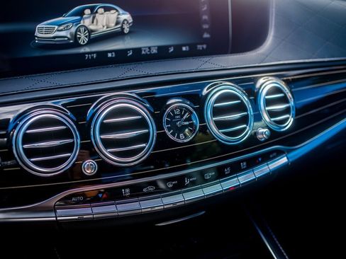 Used 2020 Mercedes-Benz Maybach S 650 image 23