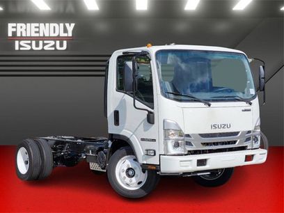 New 2024 Isuzu NPR