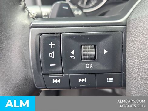 Used 2025 Nissan Rogue SV FWD image 23