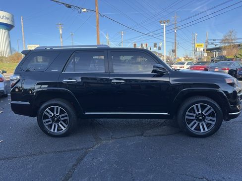 Used 2021 Toyota 4Runner Limited image 5