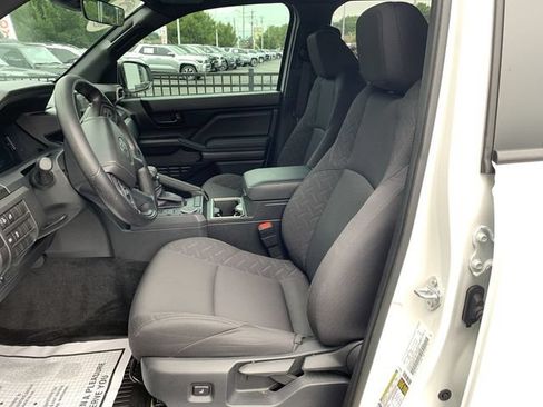 Used 2025 Toyota Tacoma SR5 RWD image 18