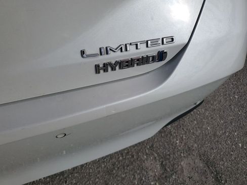 Certified 2020 Toyota Avalon Limited image 41