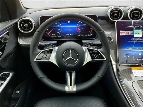 Used 2026 Mercedes-Benz GLC 300 GLC 300 image 16