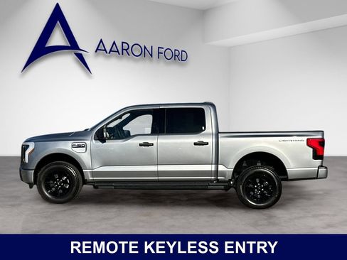 Used 2025 Ford F150 Lightning XLT AWD/4WD image 3