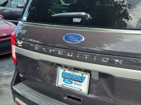 Certified 2023 Ford Expedition XLT RWD image 7