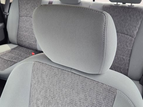 Used 2015 RAM 1500 Lone Star RWD image 21