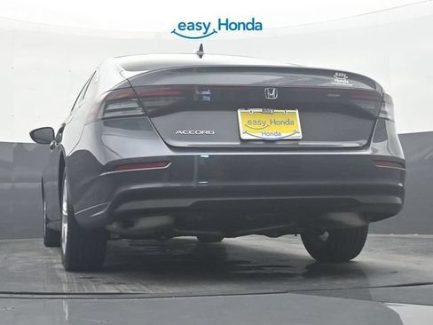 Used 2025 Honda Accord LX image 32