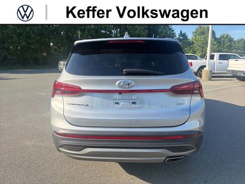 Used 2023 Hyundai Santa Fe SE AWD/4WD image 4