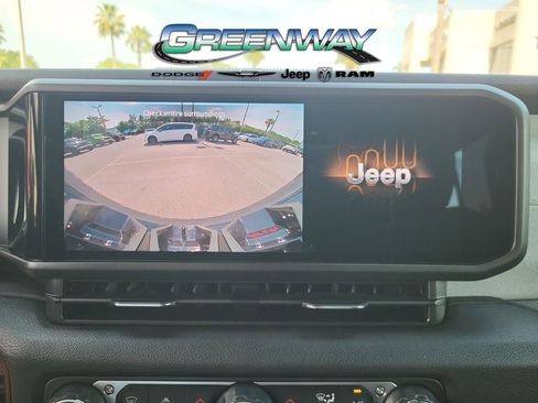 New 2025 Jeep Wrangler Willys AWD/4WD image 20