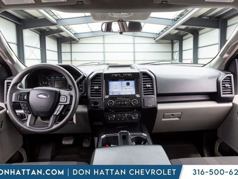 Used 2017 Ford F150 XL w/ Equipment Group 101A Mid RWD image 4