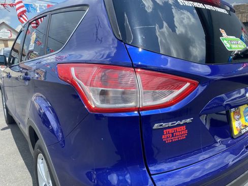 Used 2014 Ford Escape SE image 26