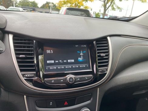 Used 2017 Chevrolet Trax LT w/ Sun & Sound Package image 26