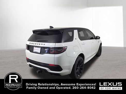 Used 2023 Land Rover Discovery Sport SE R-Dynamic AWD/4WD image 6