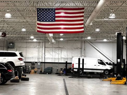 Used 2026 Tesla Model 3 Performance image 22