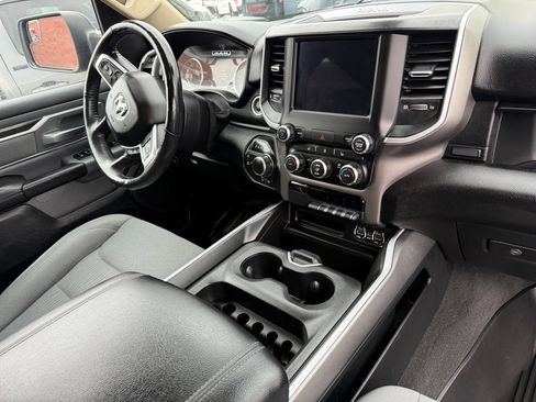 Used 2020 RAM 1500 Big Horn AWD/4WD image 3