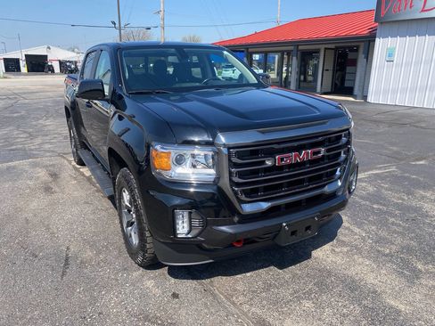 Used 2022 GMC Canyon AT4 image 3