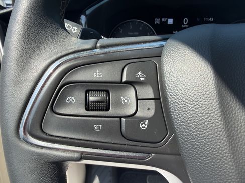 Used 2023 Buick Envision Avenir AWD/4WD image 22