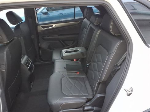 New 2026 Volkswagen Atlas Cross Sport SE AWD/4WD image 21