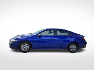 Used 2024 Hyundai Elantra SE FWD video 2