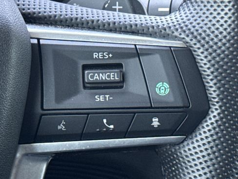 Used 2023 Mitsubishi Outlander SE AWD/4WD image 19