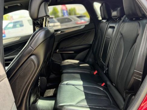 Used 2017 Lincoln MKC Select w/ Select Plus Package AWD/4WD image 11