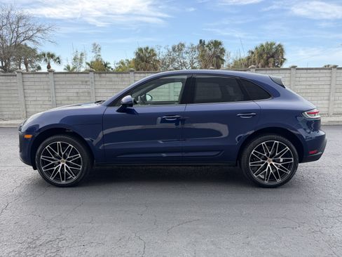 New 2026 Porsche Macan image 2
