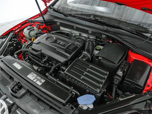 Used 2015 Volkswagen Golf SE image 41