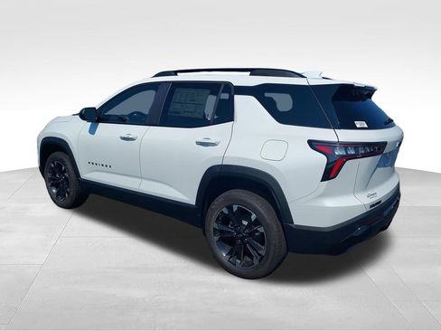 New 2027 Chevrolet Equinox RS FWD image 3