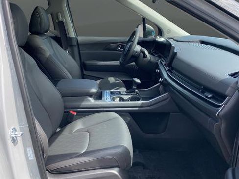 New 2026 Kia Carnival SX FWD image 24