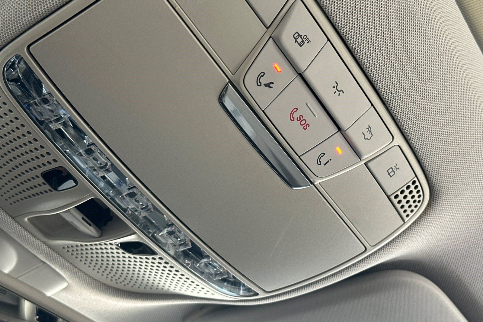 Used 2016 Mercedes-Benz C 300 Sedan image 22