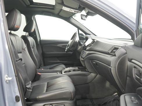 Used 2022 Honda Pilot TrailSport image 11