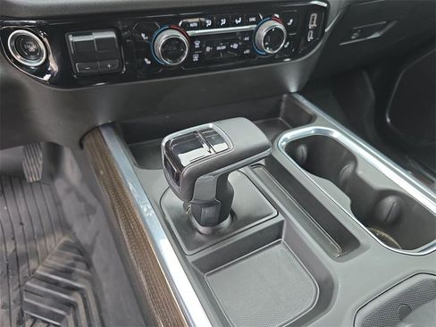 Used 2023 Chevrolet Silverado 1500 RST image 16