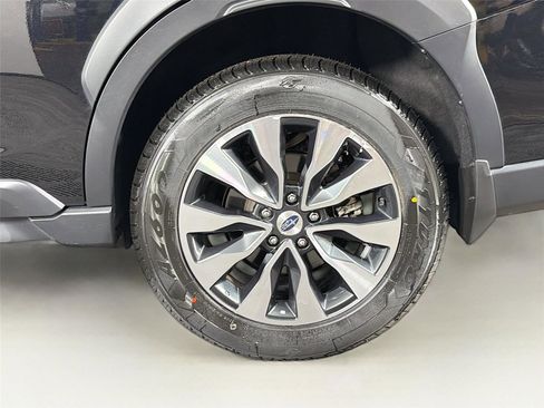 Used 2024 Subaru Outback Limited XT AWD/4WD image 33