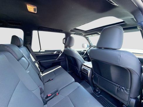 Used 2023 Lexus GX 460 Premium w/ Premium Package AWD/4WD image 28
