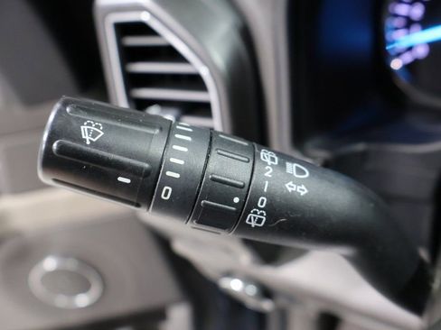 Used 2018 Ford Expedition Limited image 41