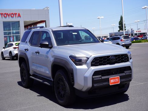 New 2026 Toyota 4Runner TRD Off-Road Premium AWD/4WD image 1