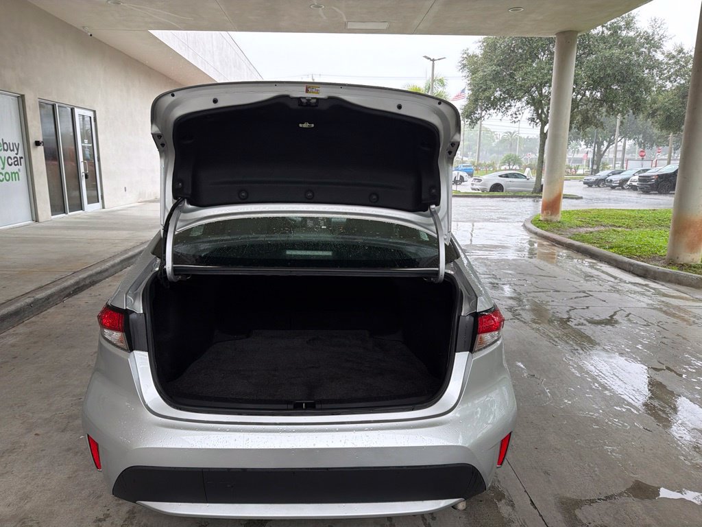 Used 2021 Toyota Corolla LE w/ Carpet Mat Package (TMS) FWD image 27