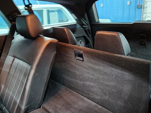 Used 2013 Mercedes-Benz E 350 E 350 4MATIC Wagon 4D image 21