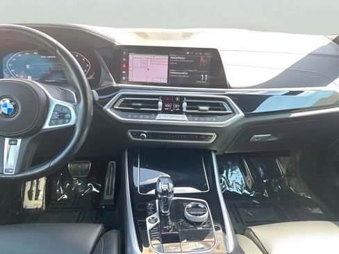Used 2022 BMW X5 M50i w/ Executive Package AWD/4WD image 17